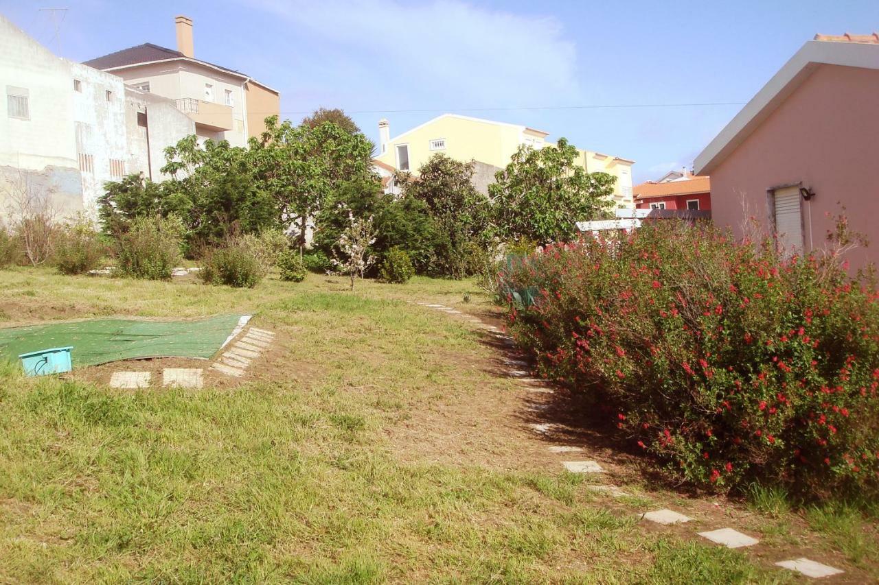 Campo De Oleandros Lourinha (Lisbon)